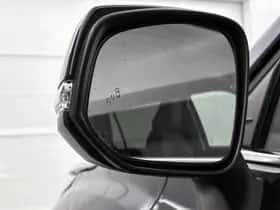 Toyota Highlander (2024) thumbnail 34