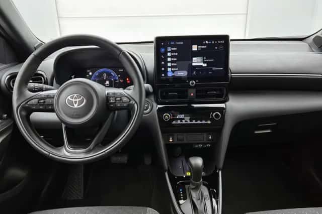 Toyota Yaris_Cross (2025) thumbnail 4