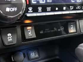 Toyota RAV4 (2024) thumbnail 22
