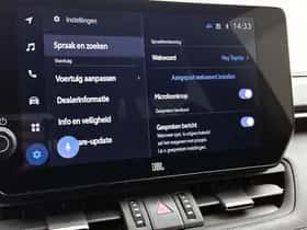 Toyota RAV4 (2024) thumbnail 40