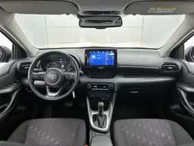 Toyota Yaris (2025) thumbnail 4