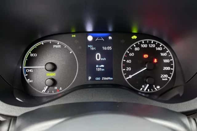 Toyota Yaris (2025) thumbnail 5