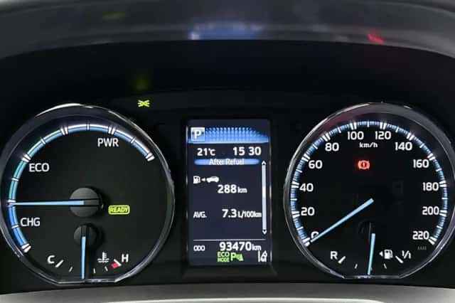 Toyota RAV4 (2017) thumbnail 5
