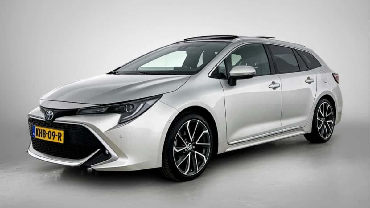Toyota Corolla_Touring_Sports (2022) — foto 1