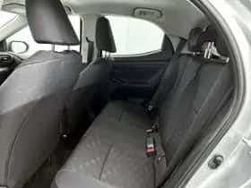 Toyota Yaris (2025) thumbnail 16