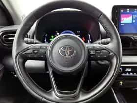 Toyota Yaris (2025) thumbnail 17