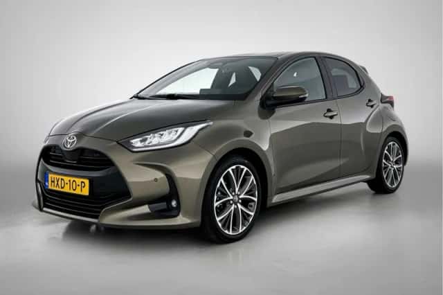 Toyota Yaris (2025) thumbnail 1