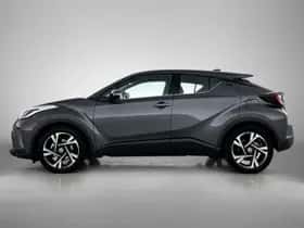 Toyota C-HR (2023) thumbnail 3