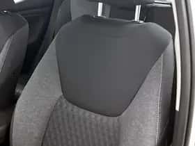 Toyota Yaris (2021) thumbnail 32