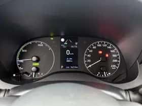 Toyota Yaris (2021) thumbnail 5