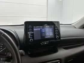 Toyota Yaris (2021) thumbnail 9