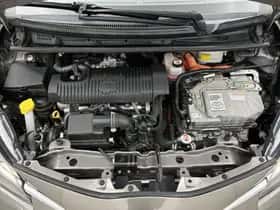 Toyota Yaris (2018) thumbnail 29