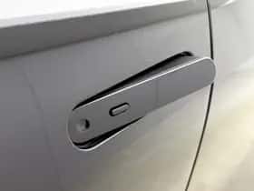 Toyota C-HR (2024) thumbnail 46