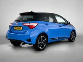 Toyota Yaris (2019) thumbnail 2