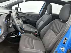 Toyota Yaris (2019) thumbnail 16