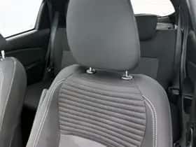 Toyota Yaris (2019) thumbnail 35