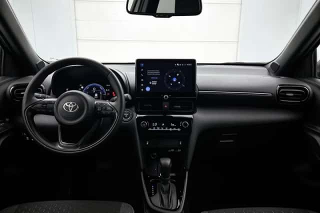 Toyota Yaris_Cross (2025) thumbnail 4