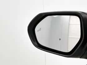 Toyota Yaris (2024) thumbnail 36