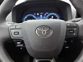 Toyota C-HR (2024) thumbnail 17