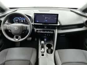 Toyota C-HR (2024) thumbnail 4