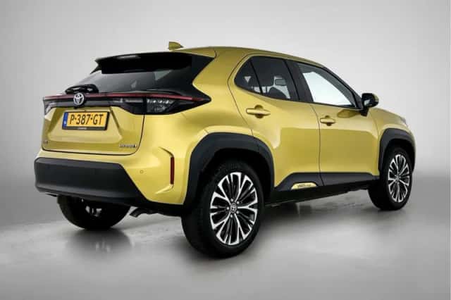 Toyota Yaris_Cross (2022) thumbnail 2