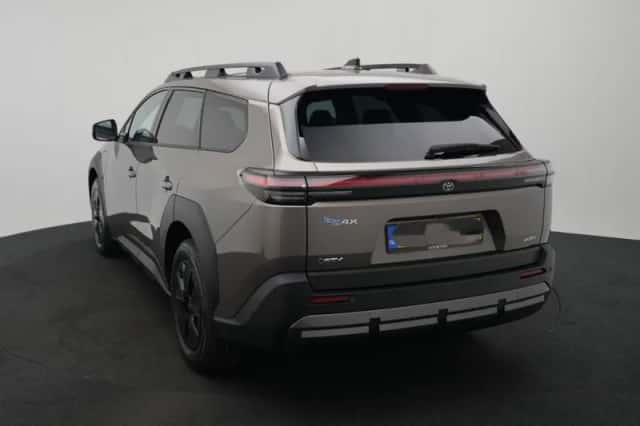 Toyota bZ4X (2026) thumbnail 4