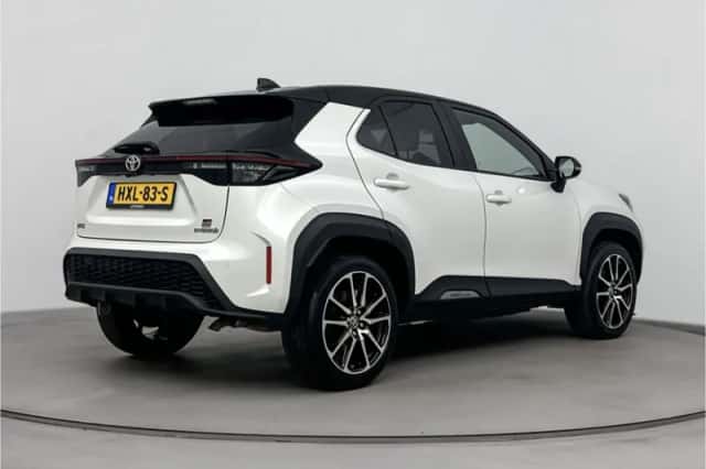 Toyota Yaris_Cross (2022) thumbnail 2
