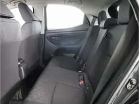 Toyota Yaris (2025) thumbnail 12
