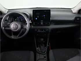 Toyota Yaris (2025) thumbnail 3
