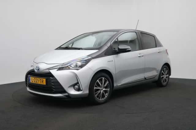 Toyota Yaris (2019) thumbnail 1