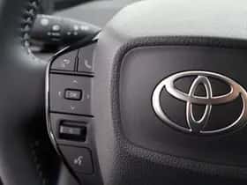 Toyota bZ4X (2026) thumbnail 18