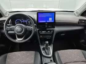 Toyota Yaris_Cross (2024) thumbnail 4