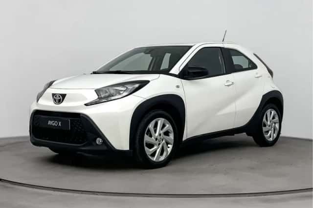 Toyota Aygo (2023) thumbnail 1
