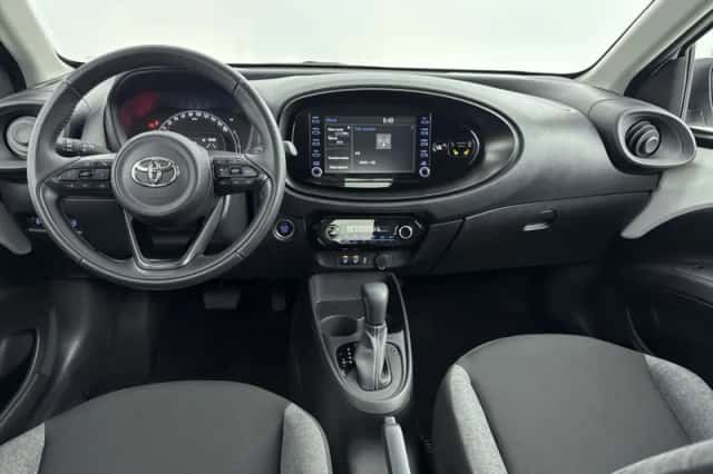 Toyota Aygo (2023) thumbnail 4
