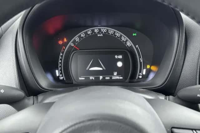 Toyota Aygo (2023) thumbnail 5