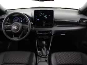 Toyota Yaris (2025) thumbnail 4