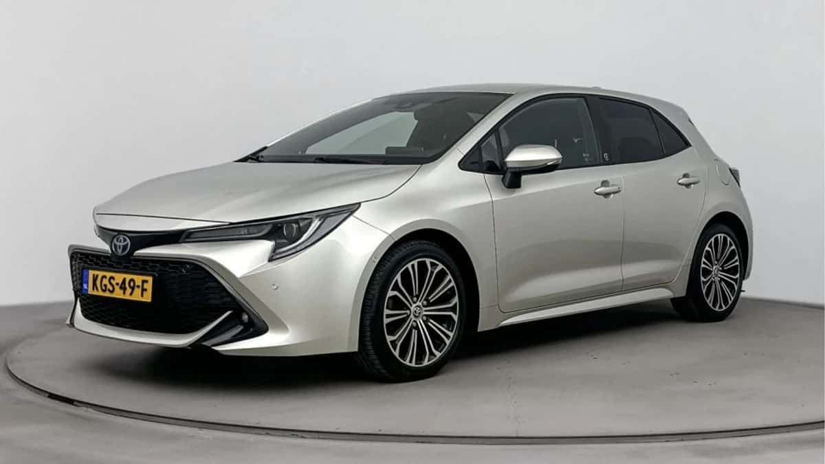Toyota Corolla (2022) — foto 1