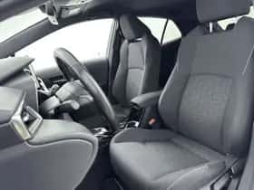 Toyota Corolla (2022) thumbnail 17
