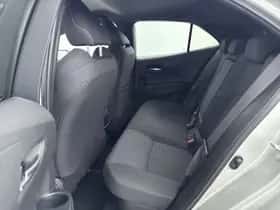 Toyota Corolla (2022) thumbnail 18