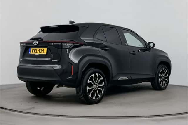 Toyota Yaris_Cross (2023) thumbnail 2