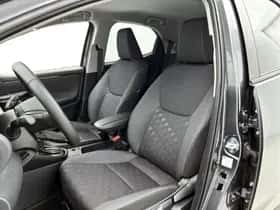 Toyota Yaris (2025) thumbnail 15