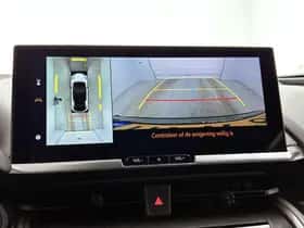 Toyota C-HR (2025) thumbnail 9