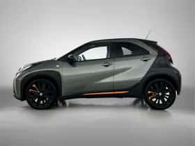 Toyota Aygo (2022) thumbnail 3