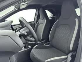 Toyota Aygo (2022) thumbnail 16
