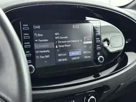 Toyota Aygo (2022) thumbnail 7
