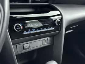 Toyota Yaris_Cross (2024) thumbnail 10