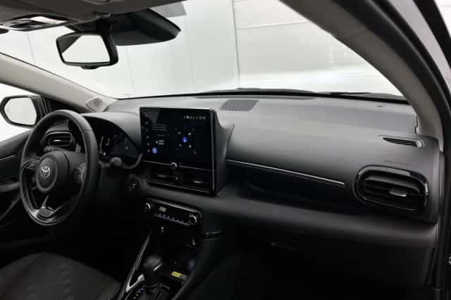 Toyota Yaris (2025) thumbnail 6