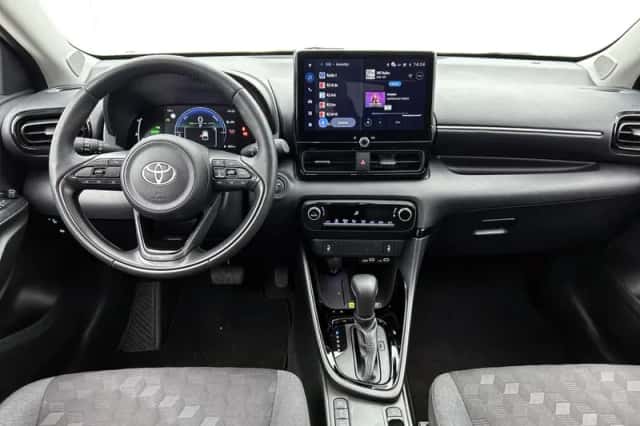 Toyota Yaris (2025) thumbnail 4