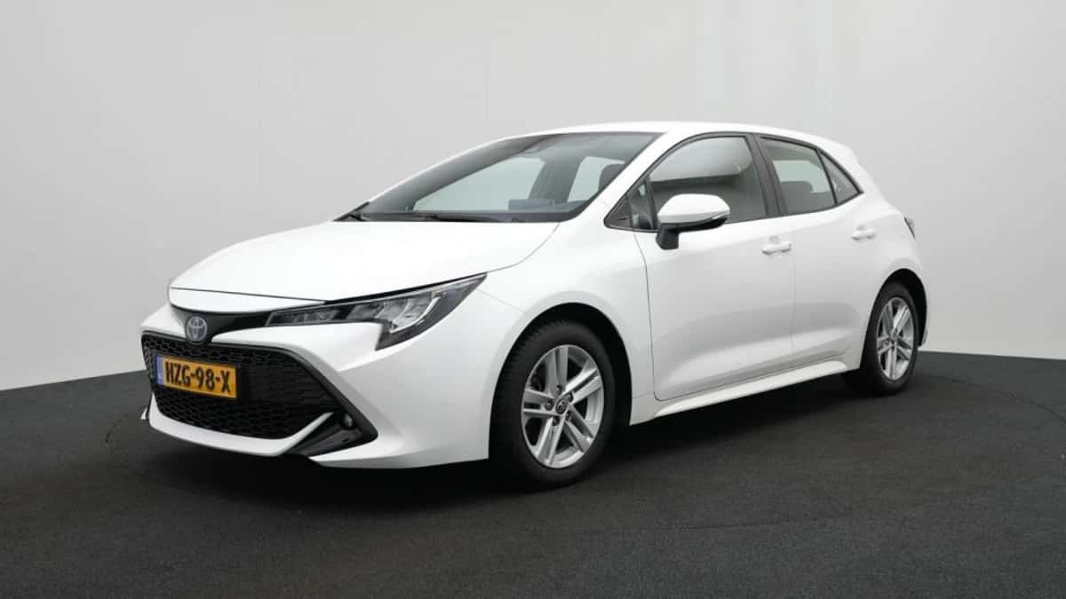 Toyota Corolla (2022) — foto 1