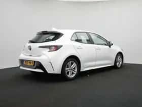 Toyota Corolla (2022) thumbnail 2